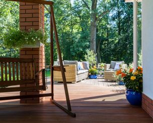 wraparound porch